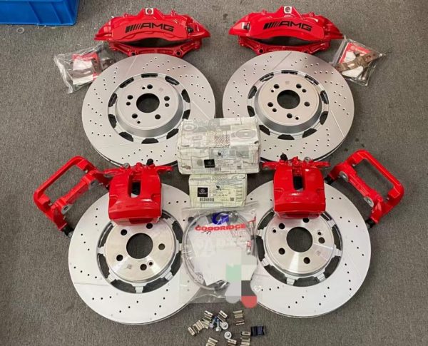 Phanh AMG Brembo Cho các dòng xe mercedes